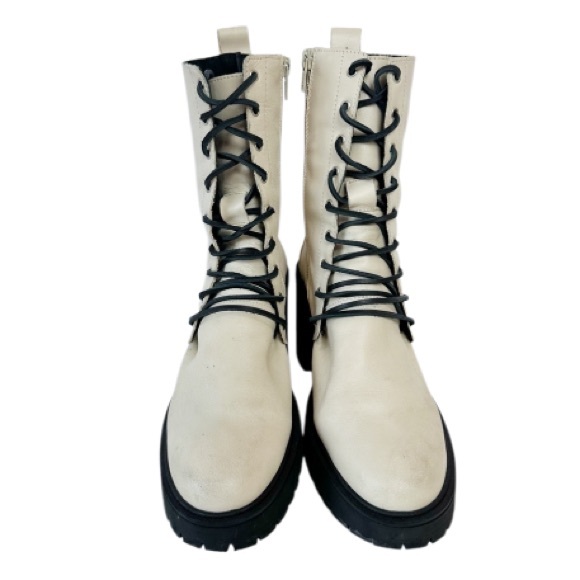 Free People Off-White Leather Moto Dylan Ankle Bootie Sz 39 Lace Up Goth Grunge - Picture 2 of 16